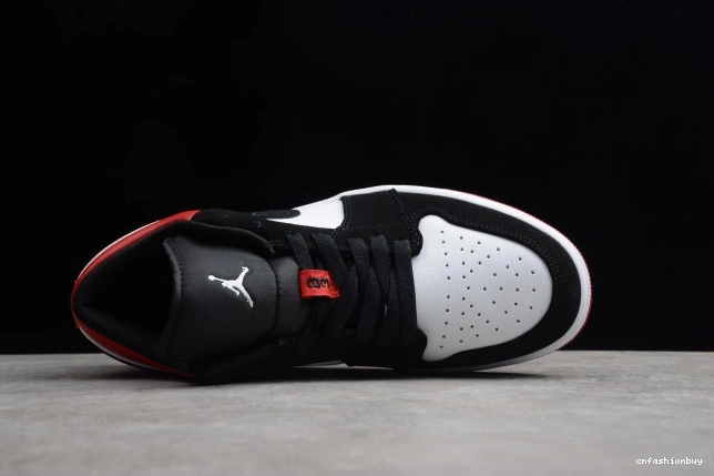 553558-116 1 Jordan Toe Low Air Black 0715